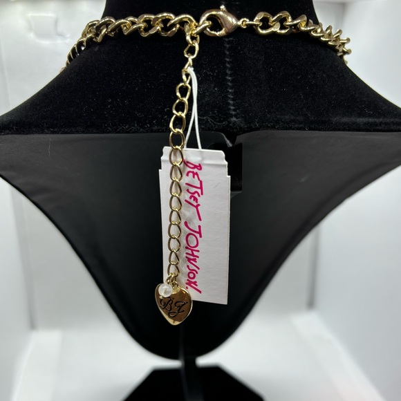 Pineapple Betsey Johnson Necklace - Picture 3 of 3